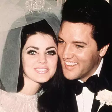 "Ο Elvis μετάνιωσε που δεν πρωταγωνίστησε στο A Star is Born" αποκαλύπτει η Priscilla