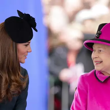 Όταν η Kate Middleton "έσπασε" έναν από τους άγραφους κανόνες της βασίλισσας Ελισάβετ