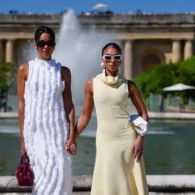 Τα 4 φορέματα που πρέπει οπωσδήποτε να φορέσετε αυτό το καλοκαίρι