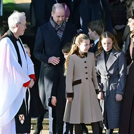 Πριγκίπισσα Charlotte | O αυστηρός κανόνας που έσπασε σε χριστουγεννιάτικη βόλτα της