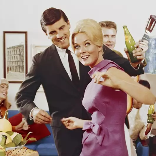 Κάποτε θεωρούνταν passé, τώρα εμβληματικό! Aυτό το vintage φωτιστικό αξίζει πλέον χιλιάδες ευρώ