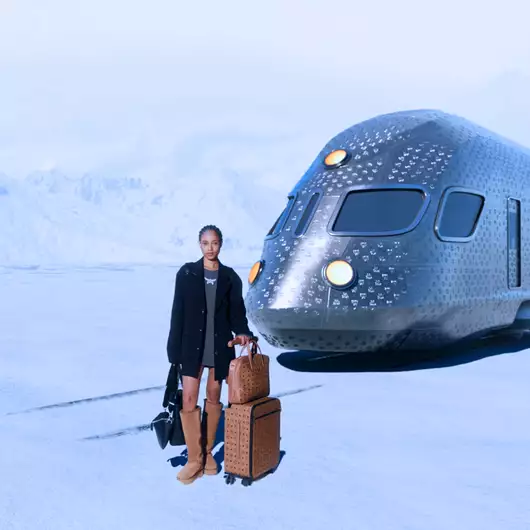 Holiday Express | Ταξίδι στον Πλανήτη των Γιορτών με τη νέα χριστουγεννιάτικη καμπάνια της MCM