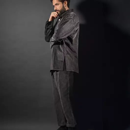 Ο Γιάννη Νιάρρος μιλάει στο Harper's Bazaar Greece