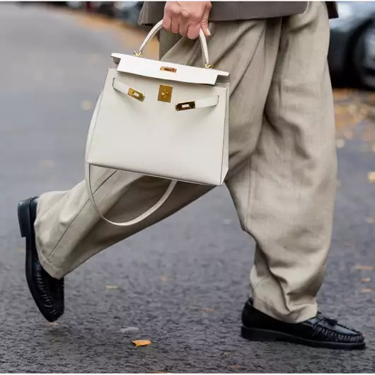 Τα loafers που θα φοράτε στο γραφείο μέχρι να τελειώσει ο χειμώνας