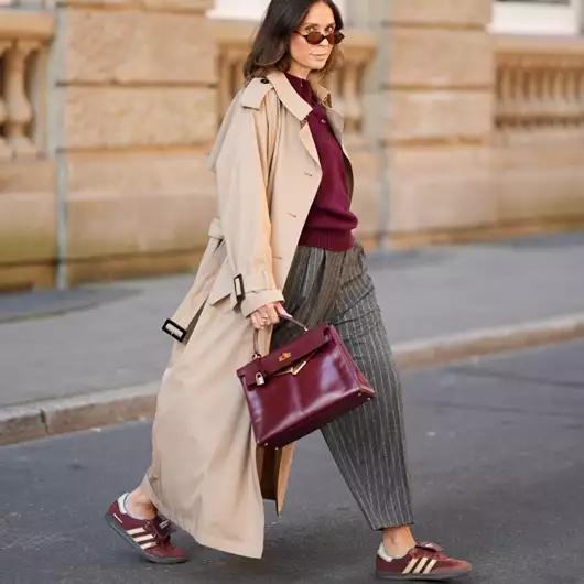 Τα πιο κομψά sneakers του φθινοπώρου έχουν αυτά τα chic χρώματα