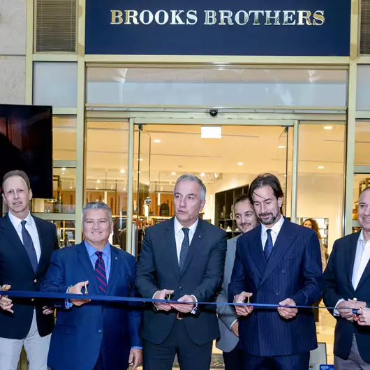 Νέα καταστήματα BROOKS BROTHERS και REPLAY στη Θεσσαλονίκη