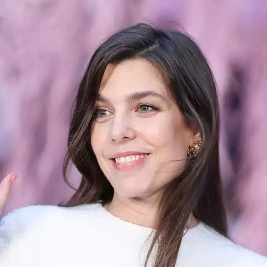 Charlotte Casiraghi | Η συνάντηση με τη μητέρα του πρώην συζύγου της στο show της Chanel
