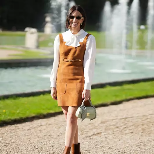 Αυτό είναι το μοναδικό versatile πουκάμισο που θα φορέσετε το φθινόπωρο και τον χειμώνα του 2025