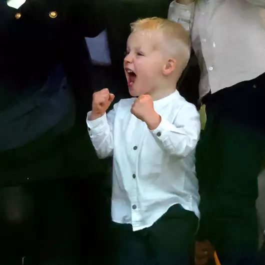 Πριγκίπισσα Άννα| Ποιος είναι ο "σκανδαλιάρης" εγγονός της που έκλεψε την παράσταση σε πρόσφατη οικογενειακή έξοδο;