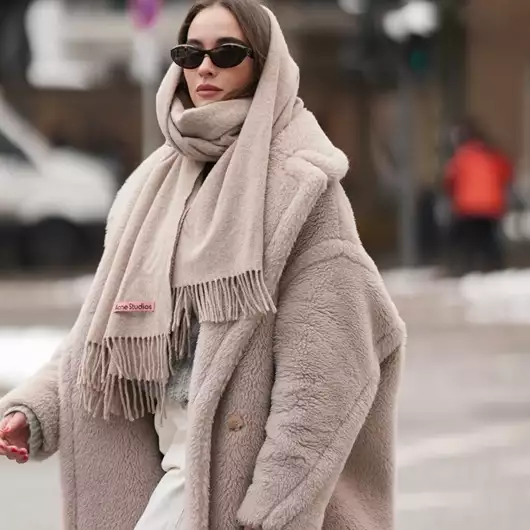 Looks για Σκι | 5 κομψά outfits για το βουνό και την πόλη