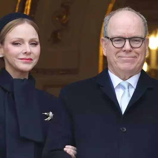 Η ρήτρα στο προγαμιαίο συμβόλαιο που υποχρεώνει τη Charlene του Μονακό να παραμείνει παντρεμένη με τον πρίγκιπα Αλβέρτο