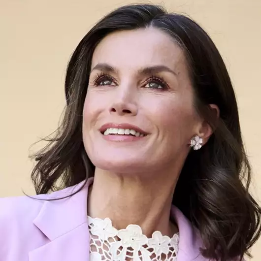 Royal Bobs | Τα 7 πιο κομψά καρέ κουρέματα με βασιλική υπογραφή