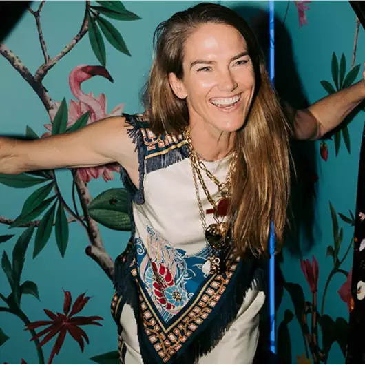 Luisa World x La DoubleJ | Μια ξεχωριστή γνωριμία με τον κόσμο της JJ Martin