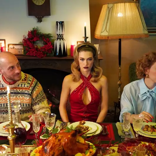 Η Vassia Kostara παρουσιάζει το A Not So Silent Night