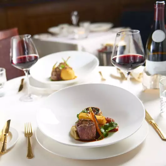 Ποιο είναι, αλήθεια, το αγαπημένο σου εστιατόριο στην Αθήνα;