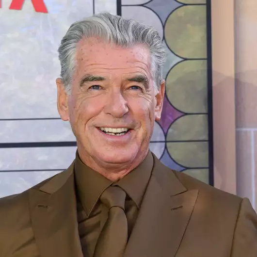 Ο Pierce Brosnan συνάντησε ξανά τον γιο του, Christopher, μετά από 20 χρόνια