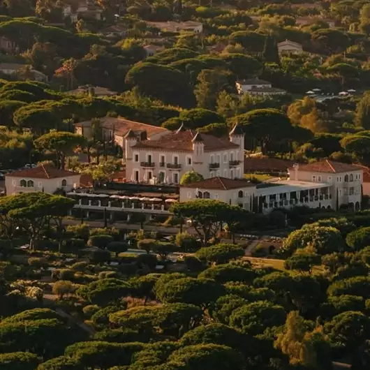 The White Lotus | Το ξενοδοχείο - παλάτι του 19ου αιώνα που θα γίνουν τα γυρίσματα της νέας σεζόν