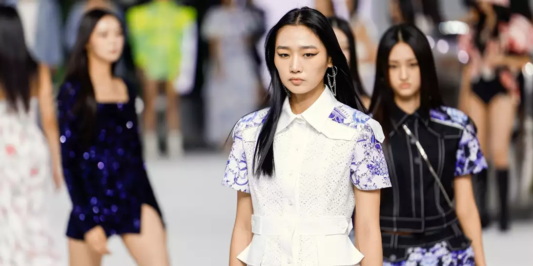 Effortless Glass Skin | Πώς θα αποκτήσετε λεία και dewy επιδερμίδα χωρίς να χρησιμοποιήσετε καθόλου προϊόντα μακιγιάζ