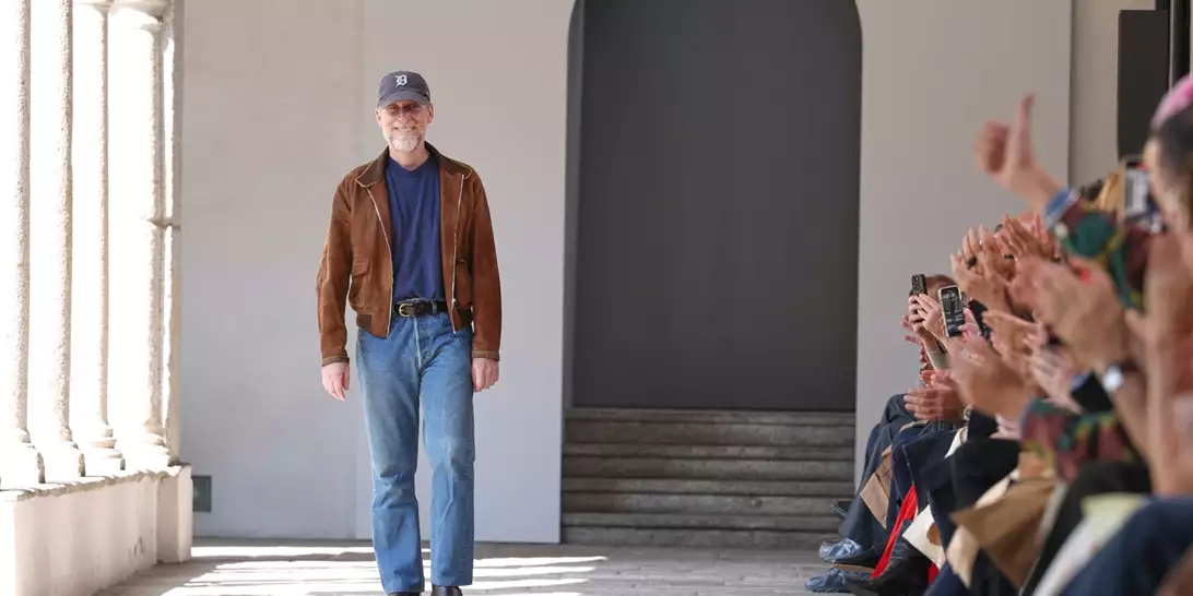 Ο Simone Bellotti είναι ο νέος creative director του οίκου Jil Sander