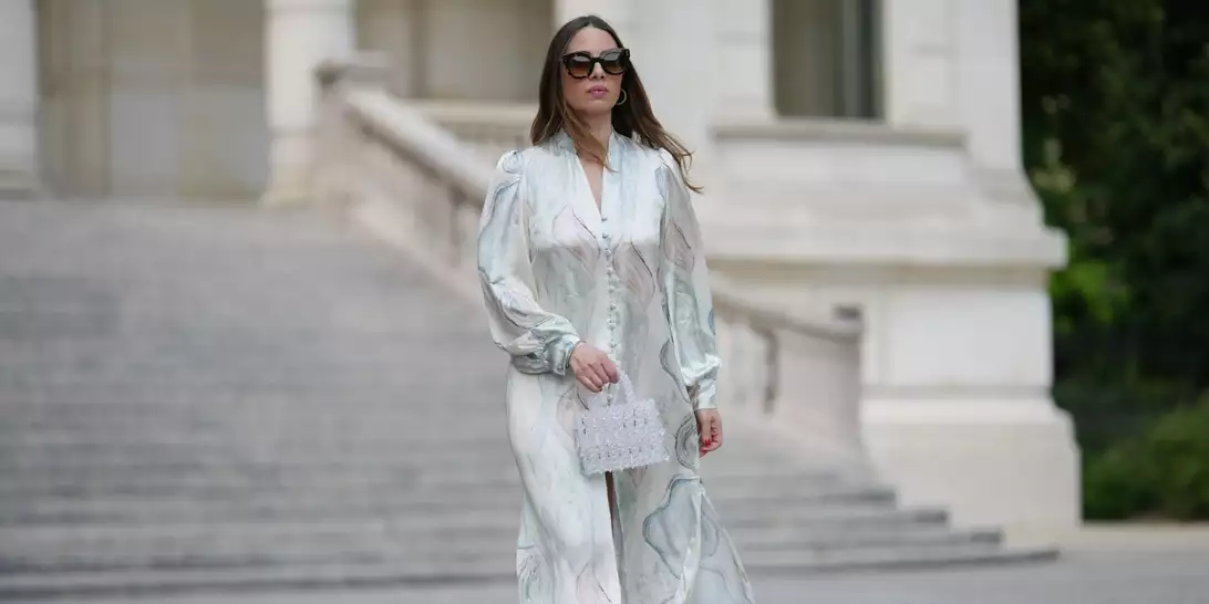 "Botox σε μπουκάλι"; Όλη η αλήθεια για τα πεπτίδια στα καλλυντικά σας