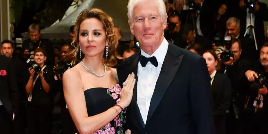 Ο Richard Gere αλλάζει τη ζωή του για τη σύζυγό του, Alejandra Silva