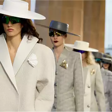 Η Cruise 2025 της Louis Vuitton εμπνέεται από τον Antoni Gaudi