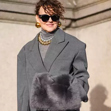 Πώς θα κάνετε πιο bold το στιλ σας μετά τα 50