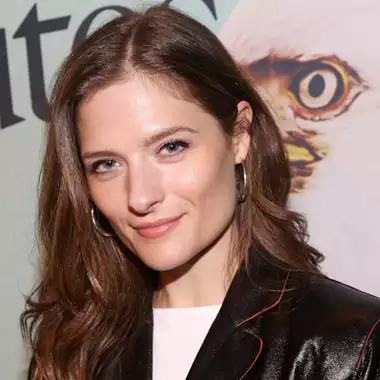 Louisa Jacobson | Γιατί η κόρη της Meryl Streep έχει γίνει το νέο it-girl της Αμερικής;