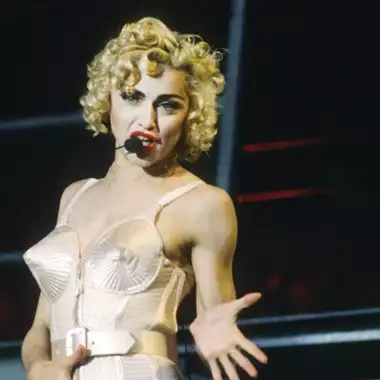 Μadonna | Η τολμηρή εμφάνιση με κορσέ στα 67α της γενέθλια