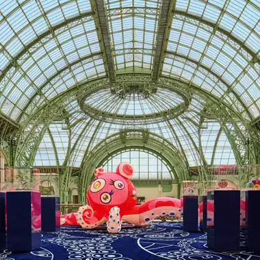 Το pop σύμπαν του Takashi Murakami και του οίκου Louis Vuitton στην Art Basel 2025