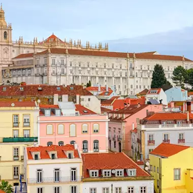 Chiado | H μποέμ γειτονιά της Λισαβόνας όπου μετακομίζει η Infanta Sofia