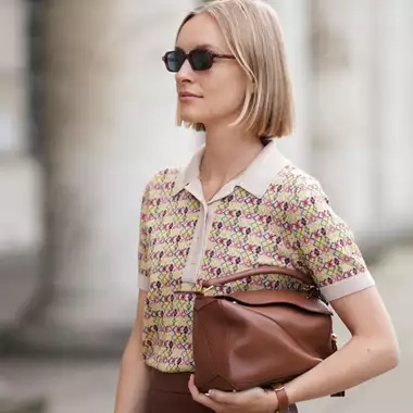 Πώς να εξαφανίσετε πανάδες και καφέ κηλίδες από τον ήλιο με φυσικό τρόπο