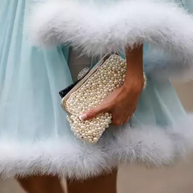 10 γιορτινά γαλλικά μανικιούρ που θα συμπληρώσουν την εμφάνισή σας με τον πιο κομψό τρόπο