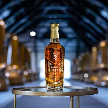 Drink Chic | Το ουίσκι των γιορτινών μας στιγμών