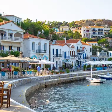 "Αυτή είναι η τροφή που τρώνε κάθε μέρα": Οι Γάλλοι ανακάλυψαν το μυστικό της μακροζωίας των κατοίκων της Ικαρίας