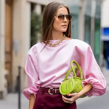 Το μυστικό για λαμπερή επιδερμίδα κρύβεται στο πιάτο σας | Σε ποιες τροφές θα το βρείτε