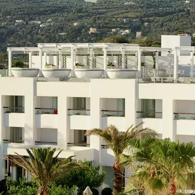 Τα Condé Nast Traveller UK Readers’ Choice Awards 2025 ανέδειξαν την Grecotel ως την πλέον βραβευμένη ελληνική εταιρεία φιλοξενίας