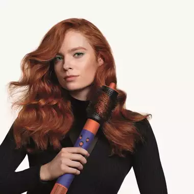 Το πιο "έξυπνο" εργαλείο hairstyling για τέλεια χτενίσματα κάθε μέρα