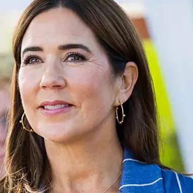 Βασίλισσα Mary | Όλοι σχολιάζουν ότι εμπνεύστηκε για τη νέα της δήλωση από την Kate Middleton