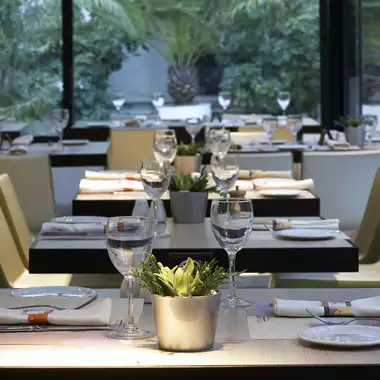 Χριστούγεννα και Πρωτοχρονιά στο Novotel Athenes | Μία γιορτή value for money πολυτέλειας