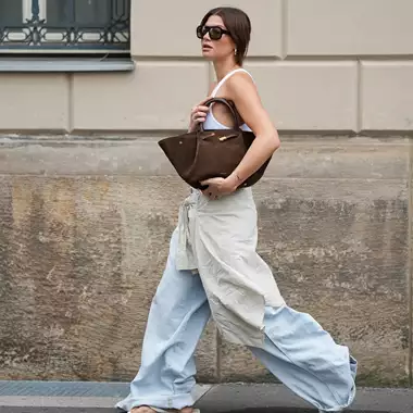 Καλοκαίρι 2025 | Οι τσάντες που αξίζει να αποκτήσετε στις εκπτώσεις